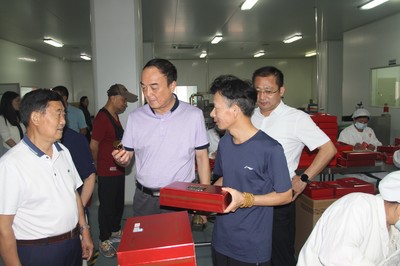 喜迎二十大 科普向未來(lái)——九江市農(nóng)技協(xié)聯(lián)合會(huì)探索家俱用五金配件科技創(chuàng)新